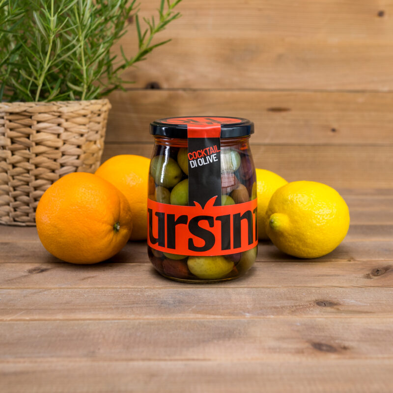 Koktajl oliwkowy (mix oliwek z pestką) 550g Ursini