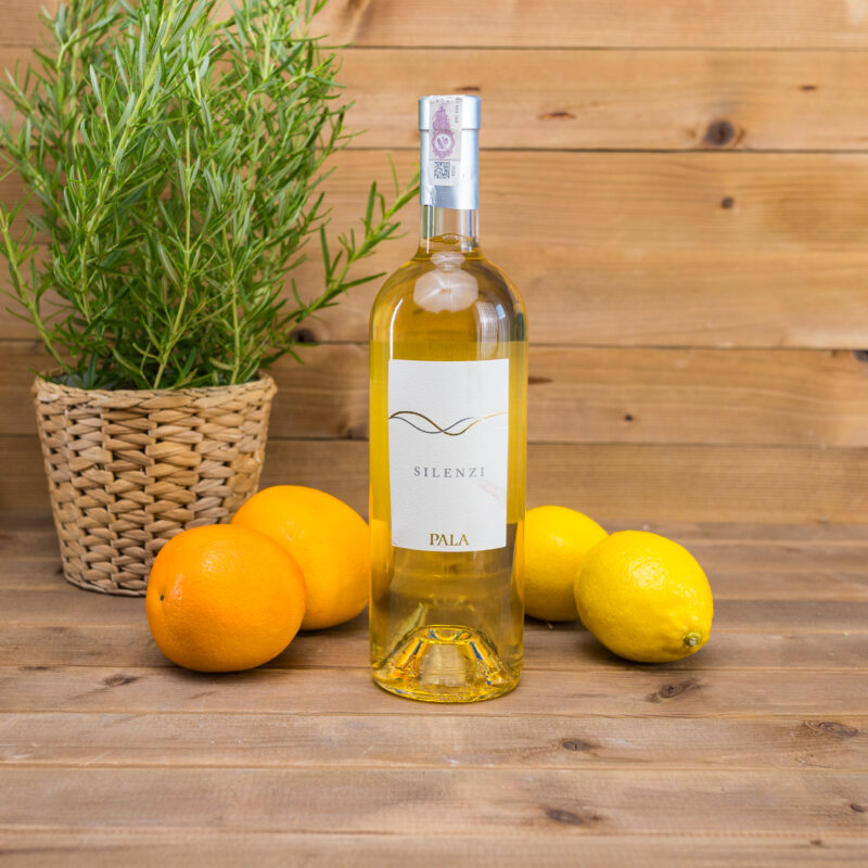 Silenzi Bianco Isola dei Nuraghi IGT 750ml Pala