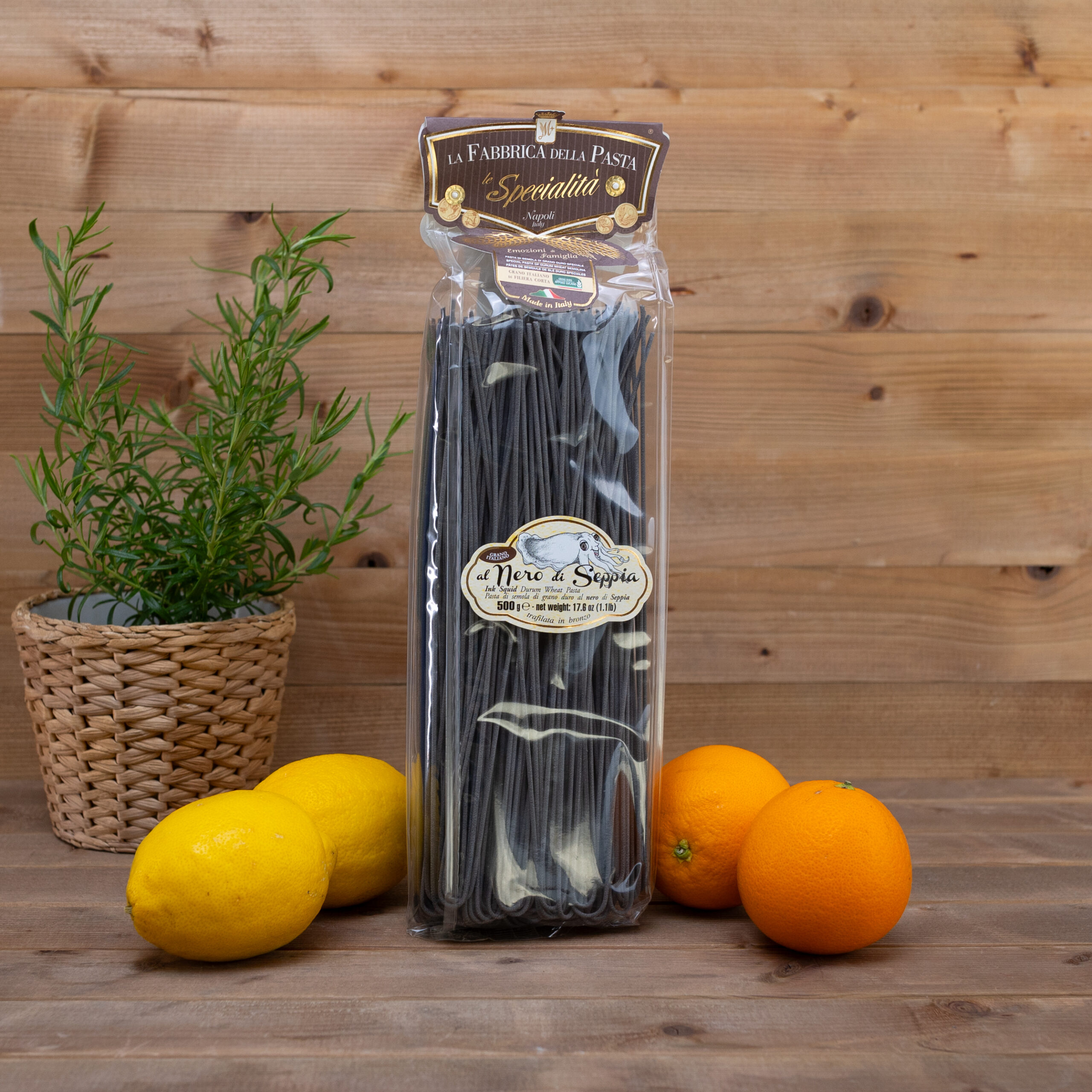 Makaron Spaghetti z Gragnano z atramentem z kałamarnicy 500g Fabbrica della Pasta di Gragnano